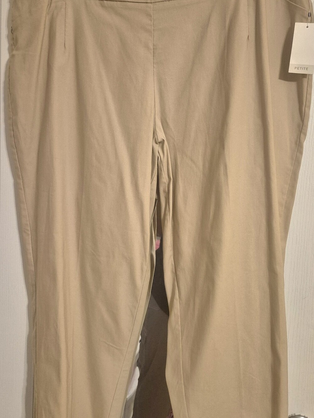 Cato Petite Tan Capris